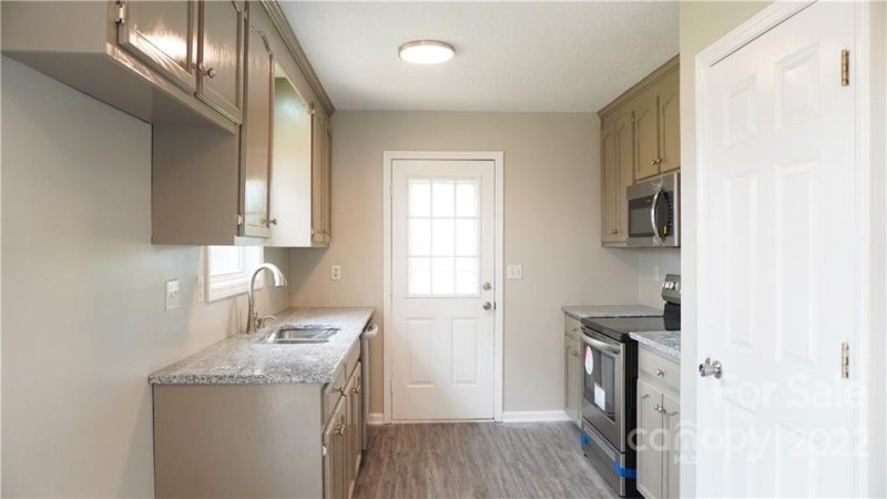 Property image 5 at 1017 Courtney Cove Court, Gastonia, NC 28052