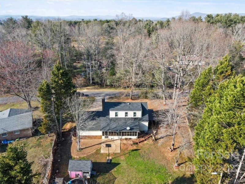 Property image 3 at 218 Hillsboro Road, Taylorsville, NC 28681