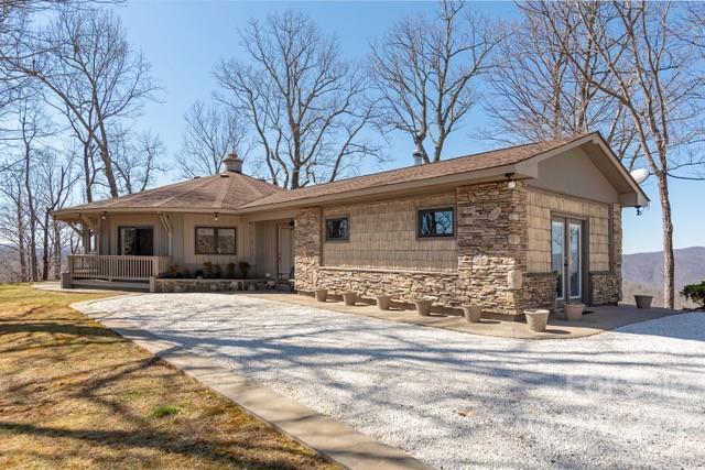 Property image 4 at 1505 Rixhaven Drive, Saluda, NC 28773