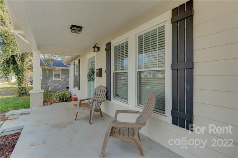 Property image 2 at 1324 E 35th Street, Charlotte, NC 28205