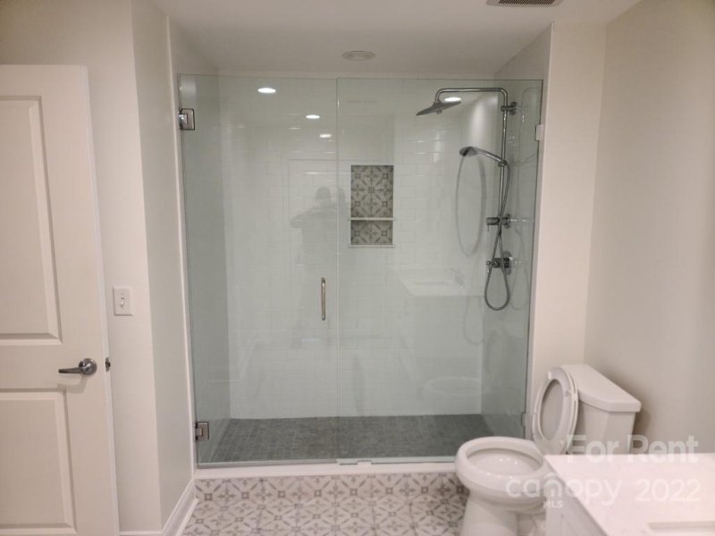 Property image 5 at 721 Governor Morrison Street, Charlotte, NC 28211