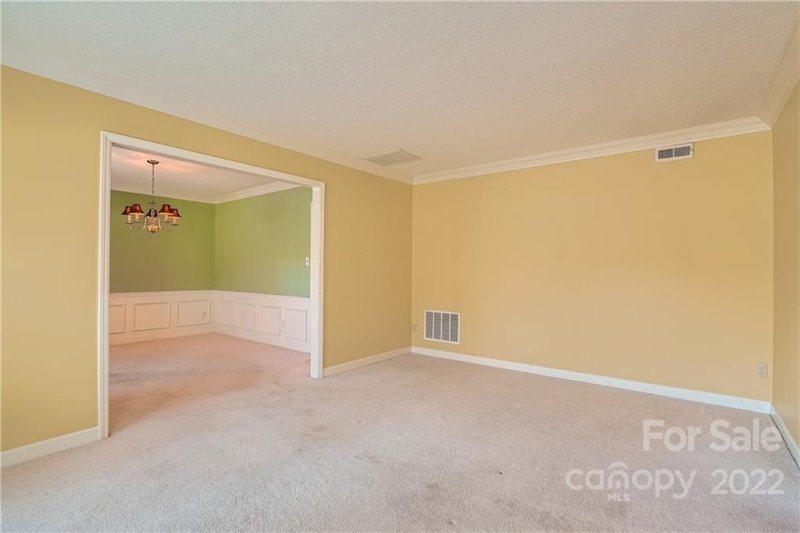 Property image 5 at 4211 Blacktree Lane, Charlotte, NC 28226