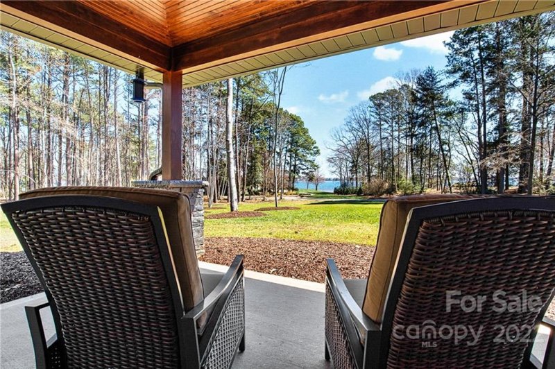 Property image 2 at 8282 Luckey Point Road, Denver, NC 28037