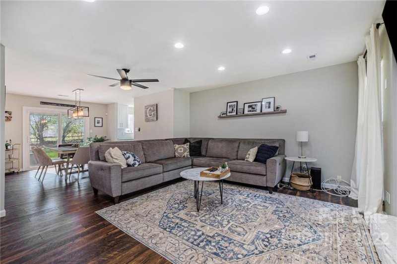 Property image 4 at 4626 Butterwick Lane, Charlotte, NC 28212