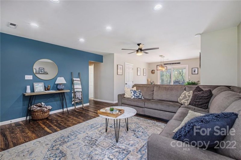 Property image 5 at 4626 Butterwick Lane, Charlotte, NC 28212