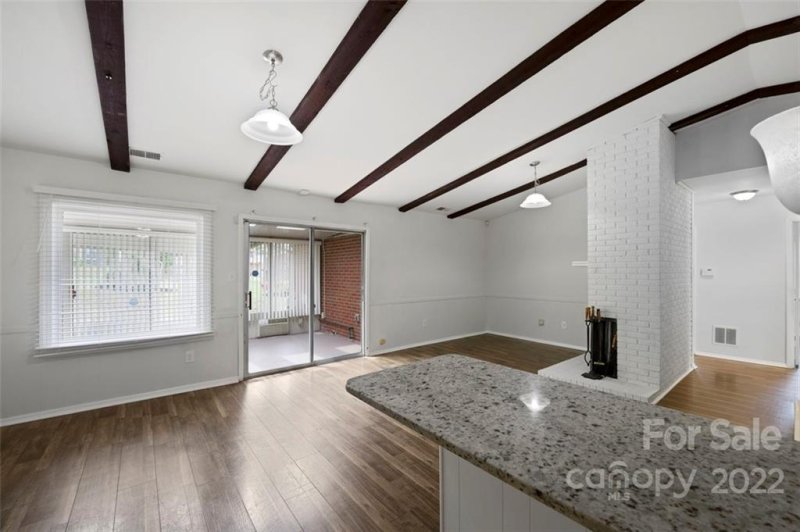 Property image 4 at 1424 Standish Place, Charlotte, NC 28216