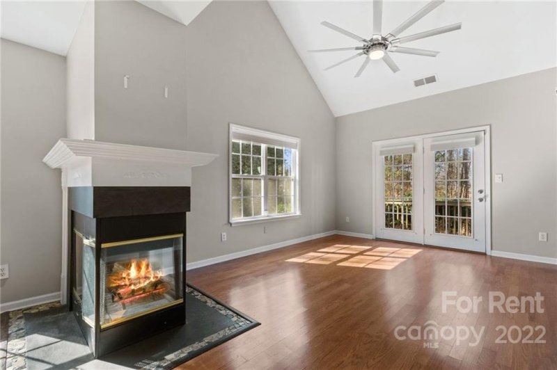 Property image 4 at 8401 Southgate Commons Drive, Charlotte, NC 28277