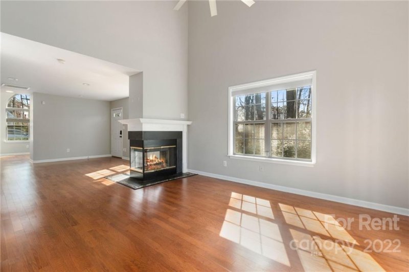 Property image 5 at 8401 Southgate Commons Drive, Charlotte, NC 28277