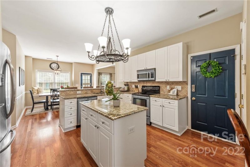 Property image 5 at 1216 Gifford Drive, Matthews, NC 28105