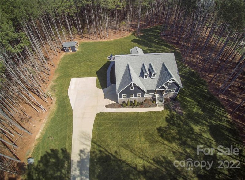 Property image 2 at 323 Farm Estates Drive, Rockwell, NC 28138