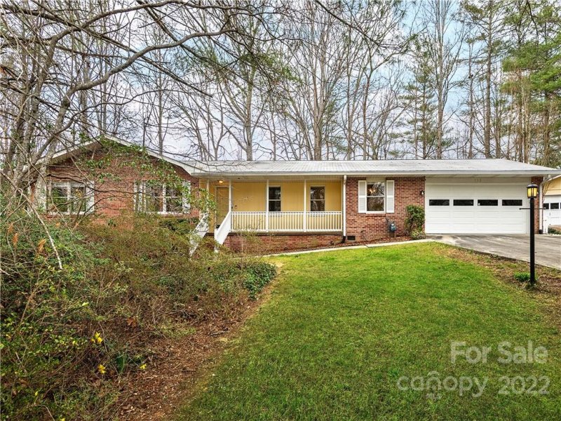 133 East Laurel Lane