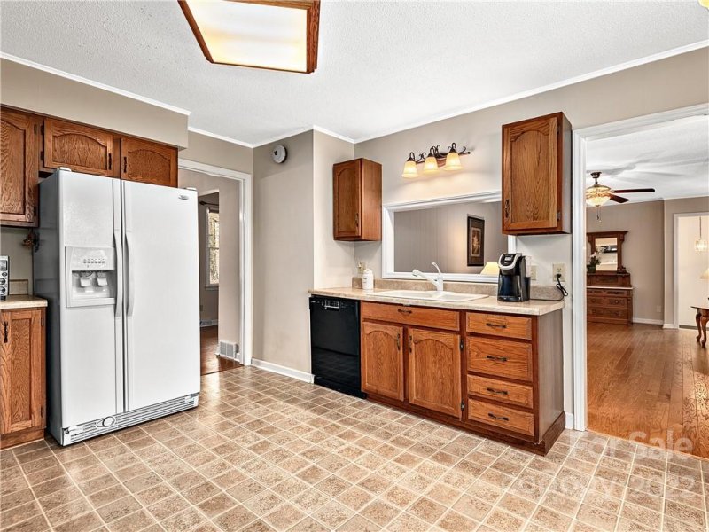 Property image 4 at 133 East Laurel Lane, Etowah, NC 28729