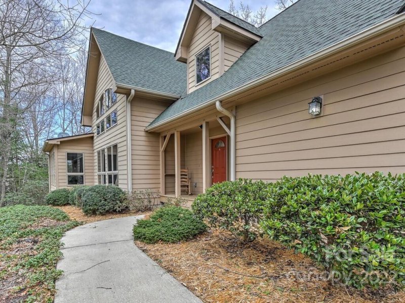 Property image 3 at 5584 Spring Road, Hendersonville, NC 28739