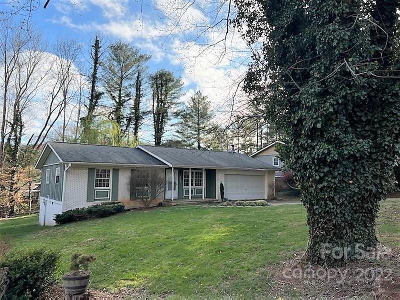 Property image 3 at 7 Brookcliff Drive, Asheville, NC 28804