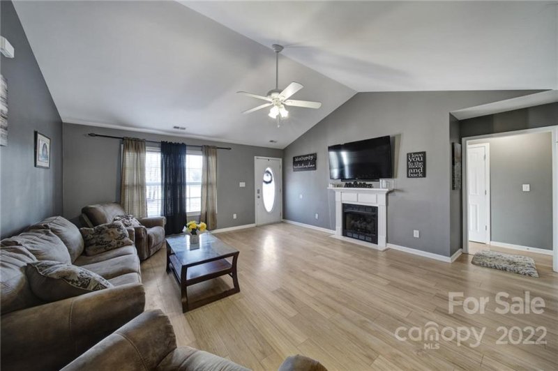 Property image 4 at 314 Pitts Road, Catawba, SC 29704