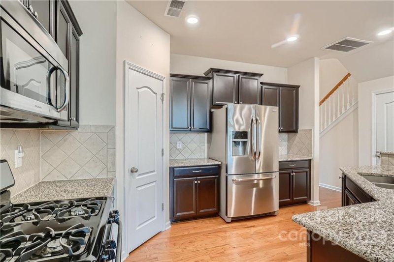 Property image 3 at 2721 Sawbridge Lane, Gastonia, NC 28056