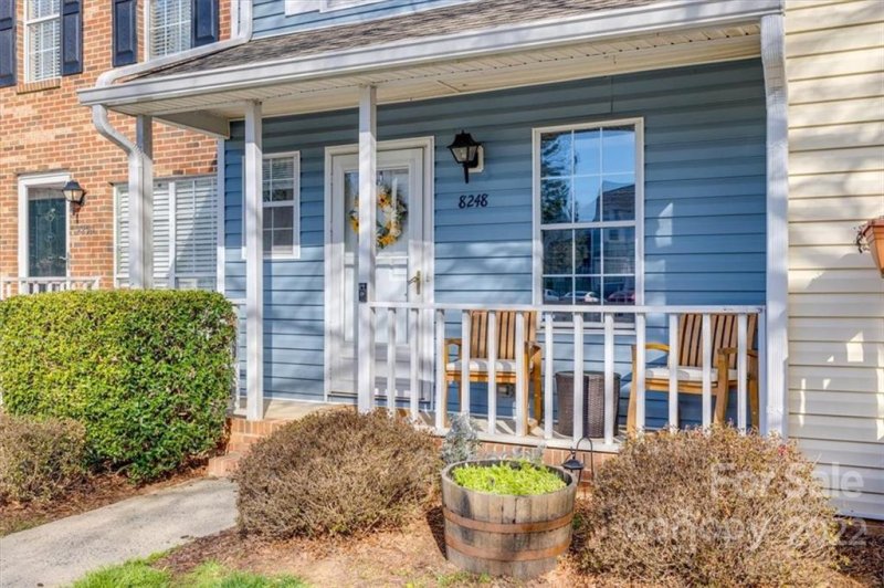 Property image 2 at 8248 Circle Tree Lane, Charlotte, NC 28277