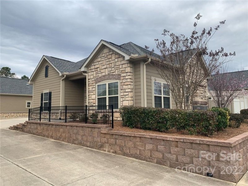 Property image 2 at 4913 Polo Gate Boulevard, Charlotte, NC 28216