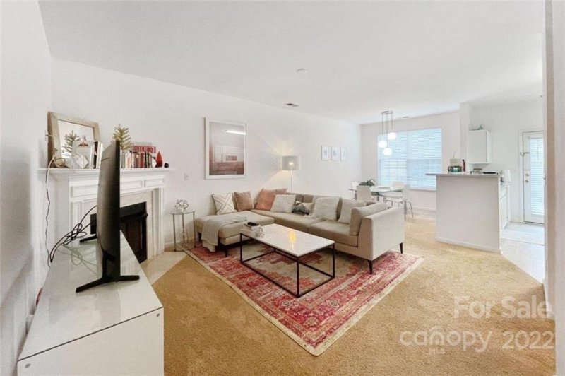 Property image 5 at 7148 Abbotts Glen Drive, Charlotte, NC 28212