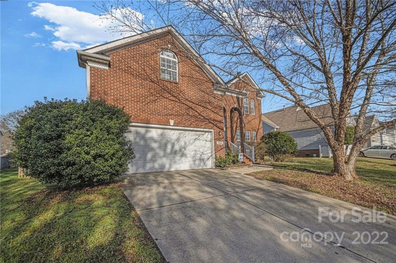 Property image 2 at 12219 Shadow Ridge Lane, Charlotte, NC 28273