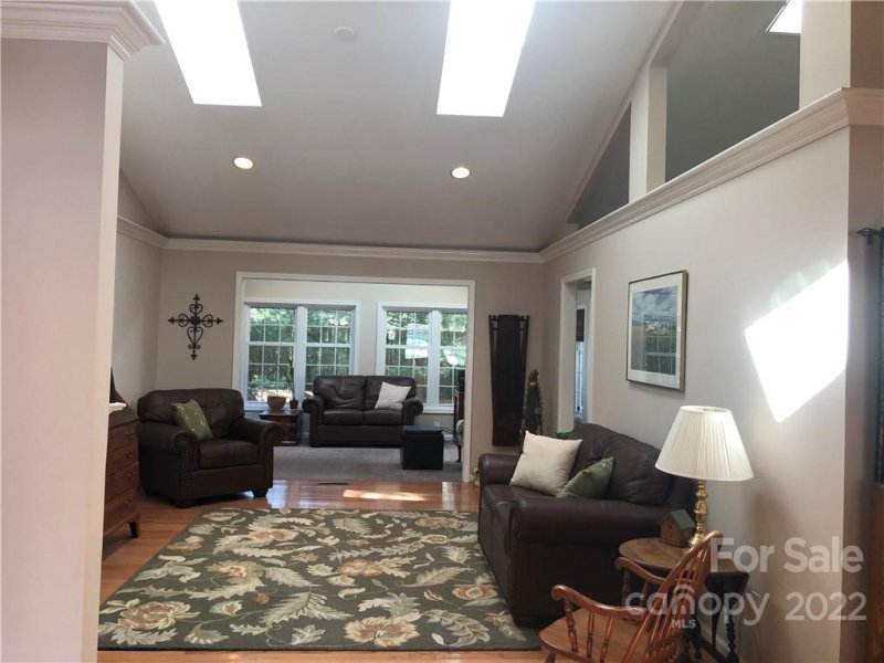 Property image 5 at 1042 Saddlebrook Drive, Hendersonville, NC 28739