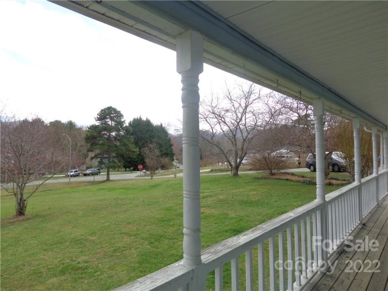 Property image 3 at 2 Gun Flint Trail, Fletcher, NC 28732