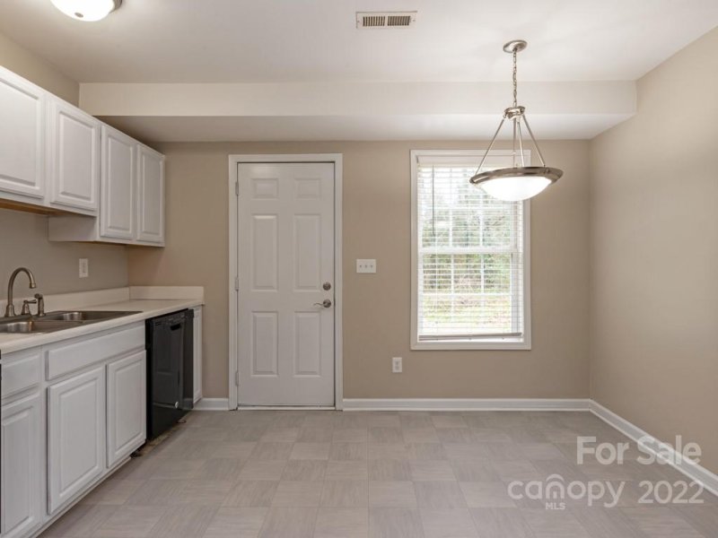 Property image 5 at 3021 Seymour Drive, Charlotte, NC 28208