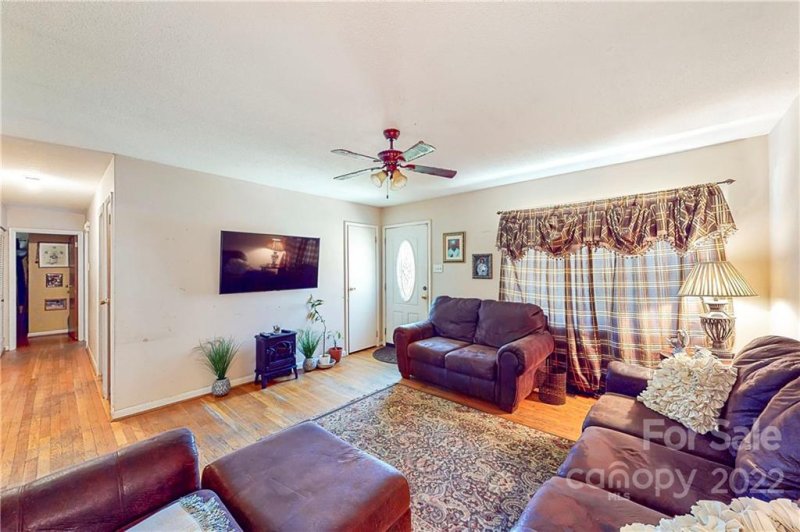 Property image 4 at 615 Tompkins Court, Gastonia, NC 28054