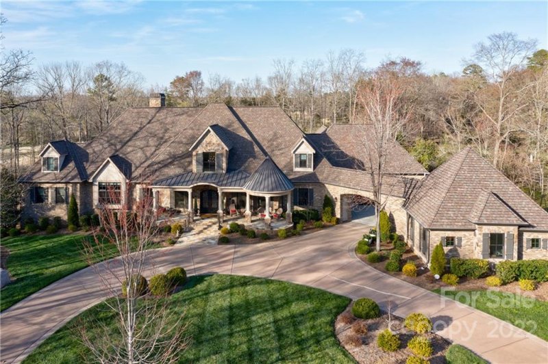 Property image 2 at 4419 Parview Drive, Charlotte, NC 28226