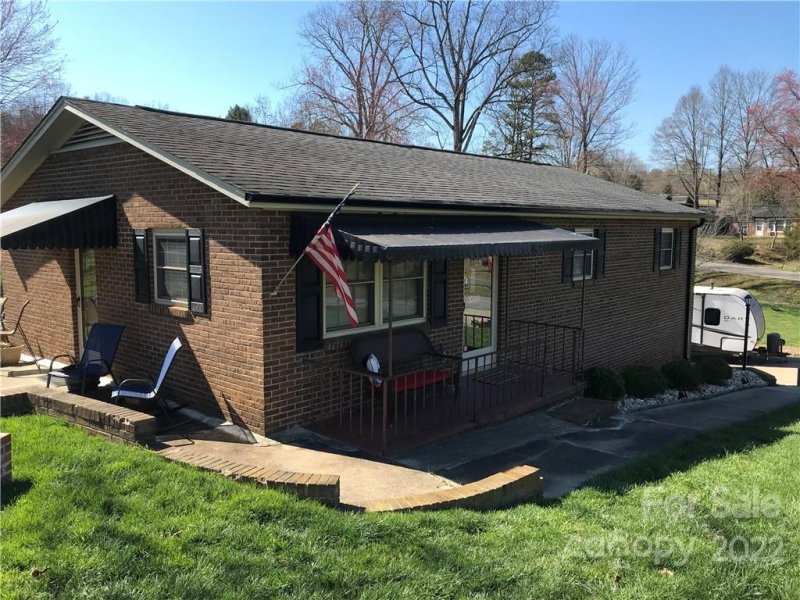 Property image 4 at 3208 Wilson Heights Street, Hildebran, NC 28637