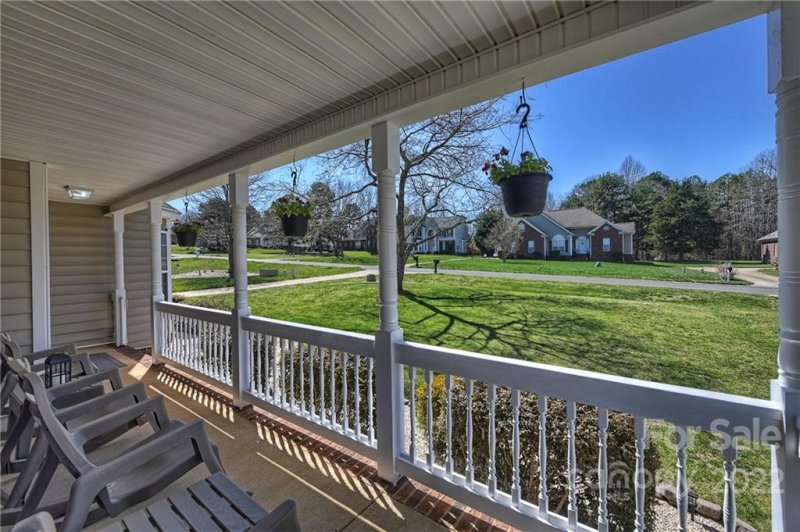 Property image 4 at 9303 Morgan Glenn Drive, Mint Hill, NC 28227