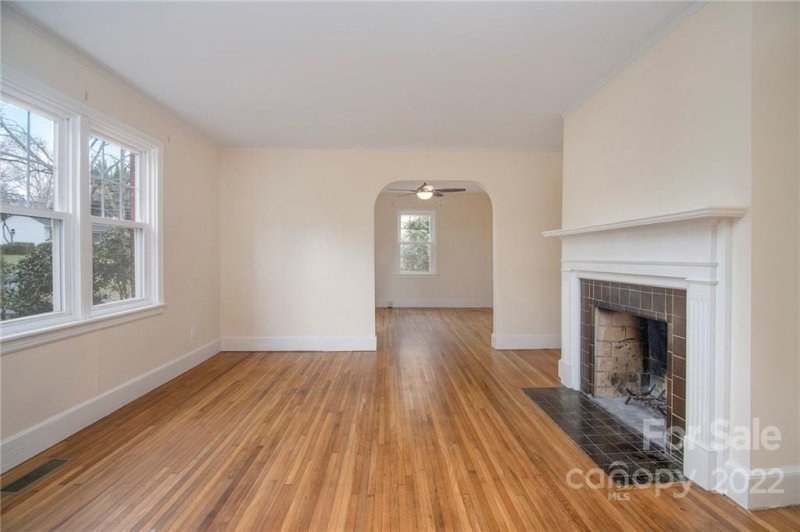 Property image 3 at 927 Fugate Avenue, Charlotte, NC 28205