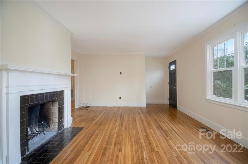Property image 4 at 927 Fugate Avenue, Charlotte, NC 28205