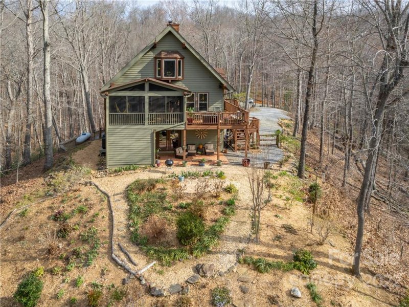 Property image 2 at 183 Woodhaven Drive, Saluda, NC 28773