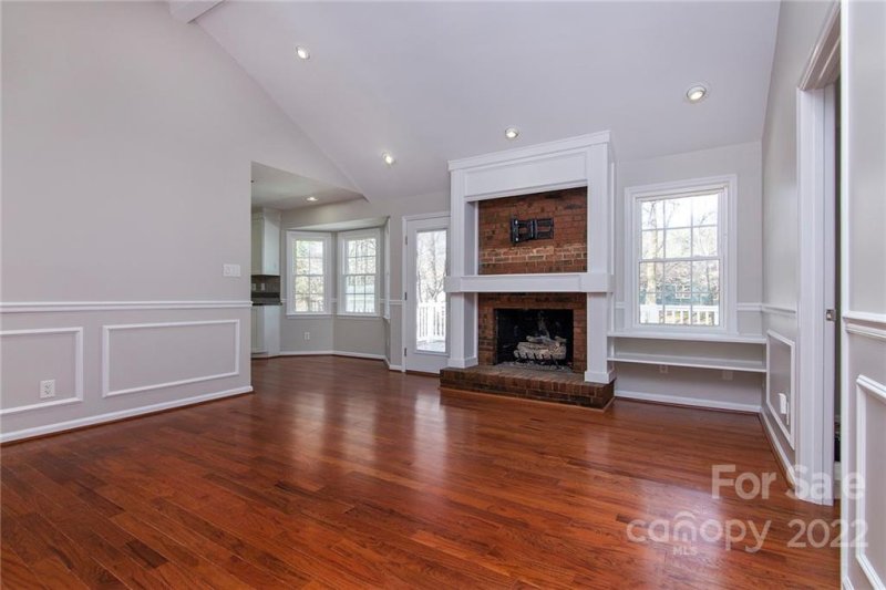 Property image 2 at 14018 Kedleston Road, Huntersville, NC 28078