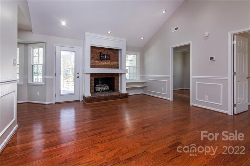Property image 3 at 14018 Kedleston Road, Huntersville, NC 28078