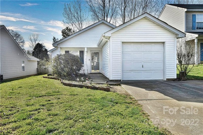 1682 Sandpiper Drive
