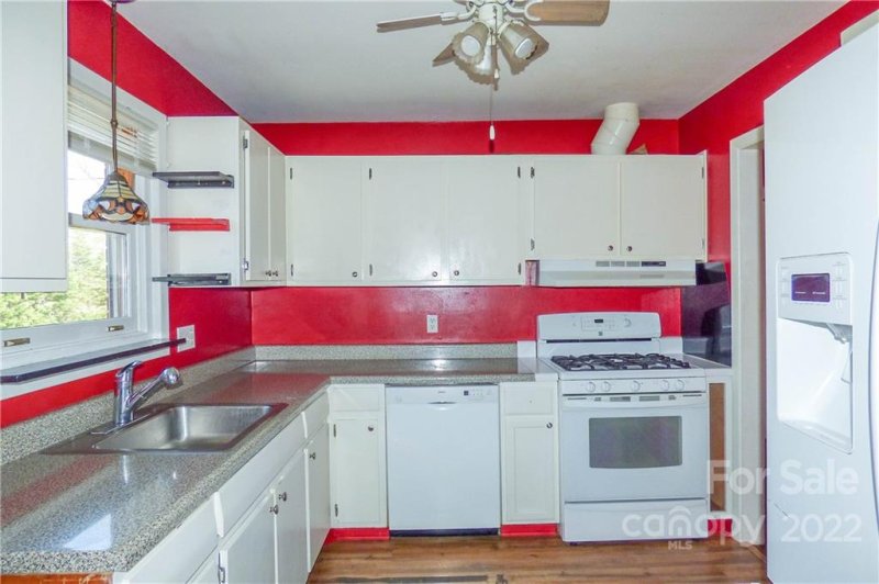 Property image 5 at 1719 15th Avenue, Hickory, NC 28601