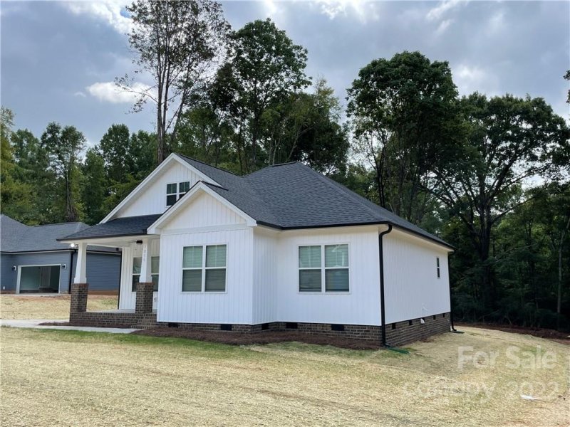 Property image 4 at 1211 Mason Way, Mount Holly, NC 28120