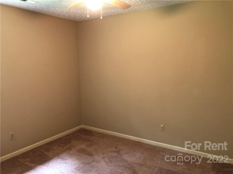 Property image 5 at 810 S Laurel Street, Lincolnton, NC 28092