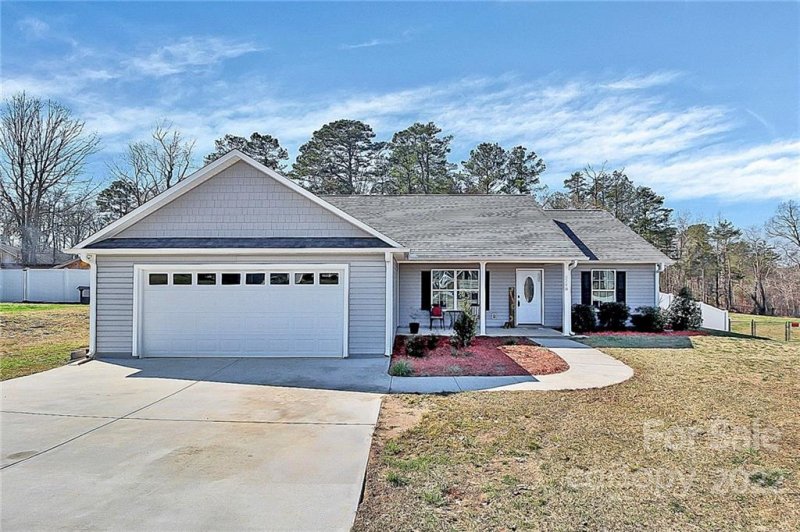 3240 Silver Fox Circle