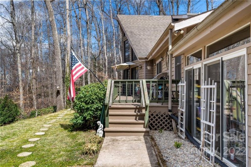 Property image 3 at 460 Henry Dingus Way, Maggie Valley, NC 28751