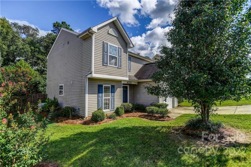 Property image 2 at 7310 Ravanna Drive, Charlotte, NC 28213