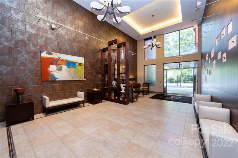 Property image 3 at 701 Royal Court, Charlotte, NC 28202