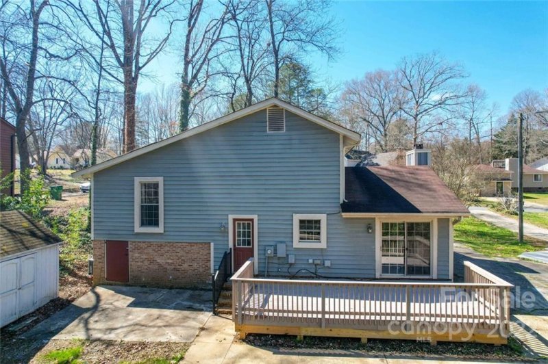 Property image 3 at 8437 Barncliff Road, Charlotte, NC 28227