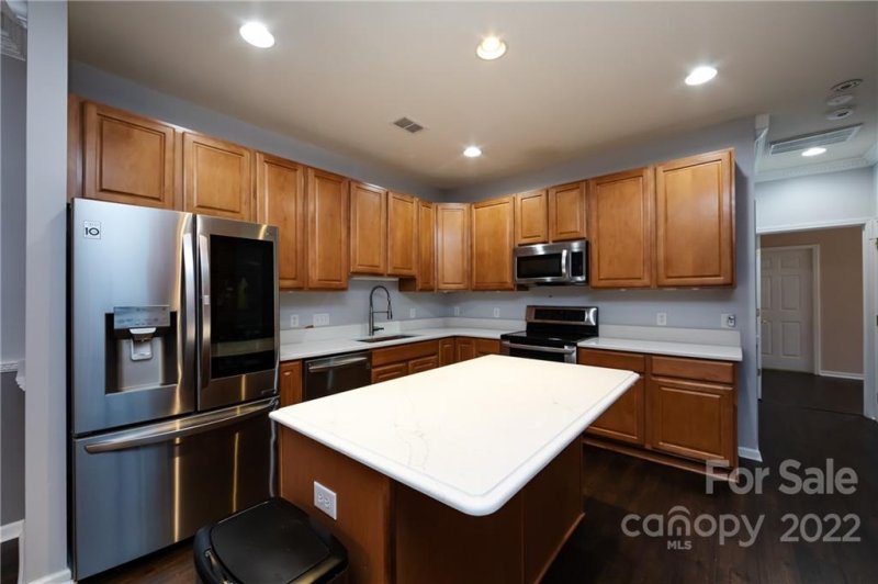 Property image 4 at 9435 Duckhorn Drive, Charlotte, NC 28277
