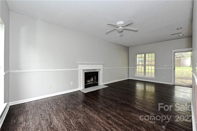 Property image 3 at 912 Jordans Pond Lane, Charlotte, NC 28214