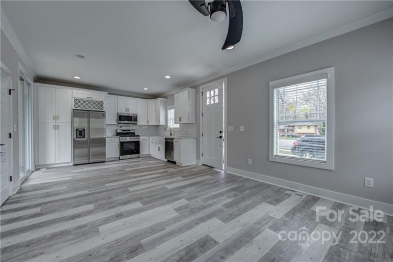 Property image 2 at 1644 Eastway Drive, Charlotte, NC 28205