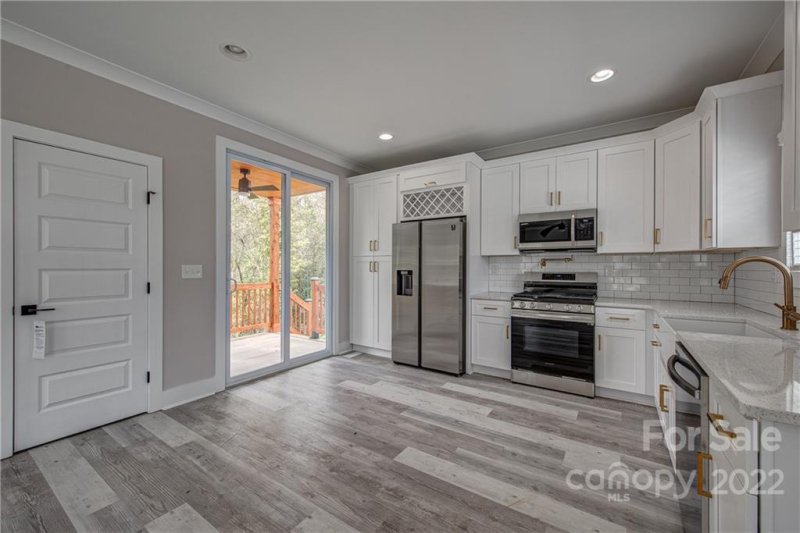 Property image 4 at 1644 Eastway Drive, Charlotte, NC 28205