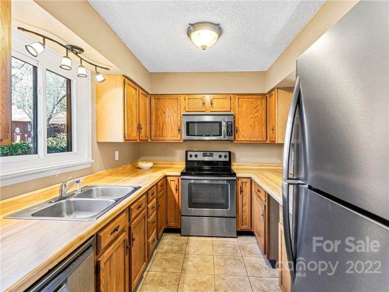 Property image 3 at 107 Cedar Forest Trail, Asheville, NC 28803